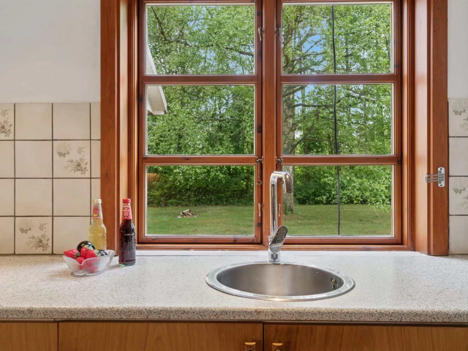 "Andri" - 1.5km from the sea-Binnen