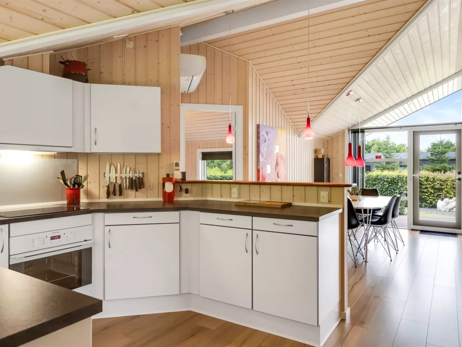 "Naimi" - 30km from the sea-Binnen