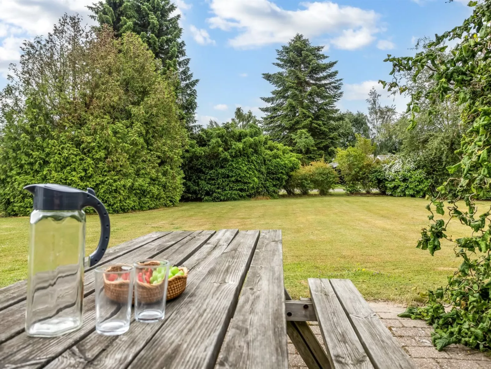 "Ognen" - 800m from the sea-Buiten