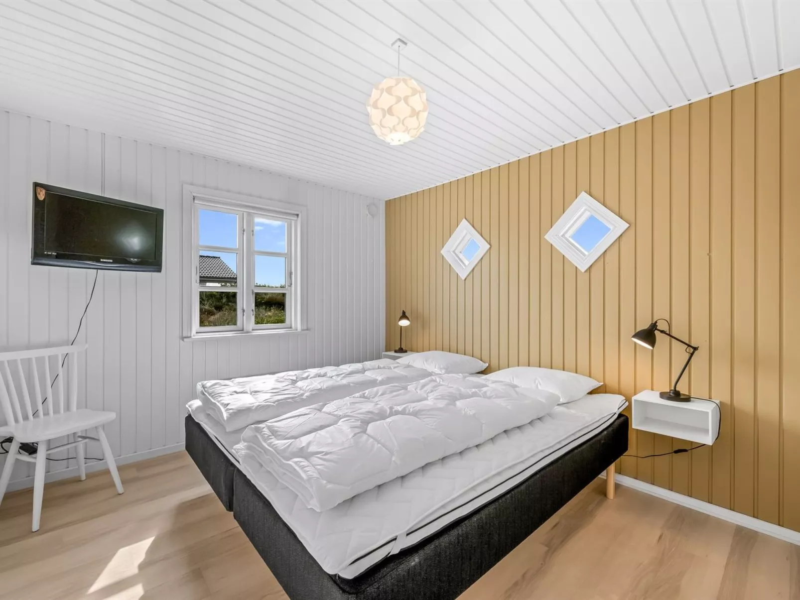 "Åse" -  from the sea-Binnen