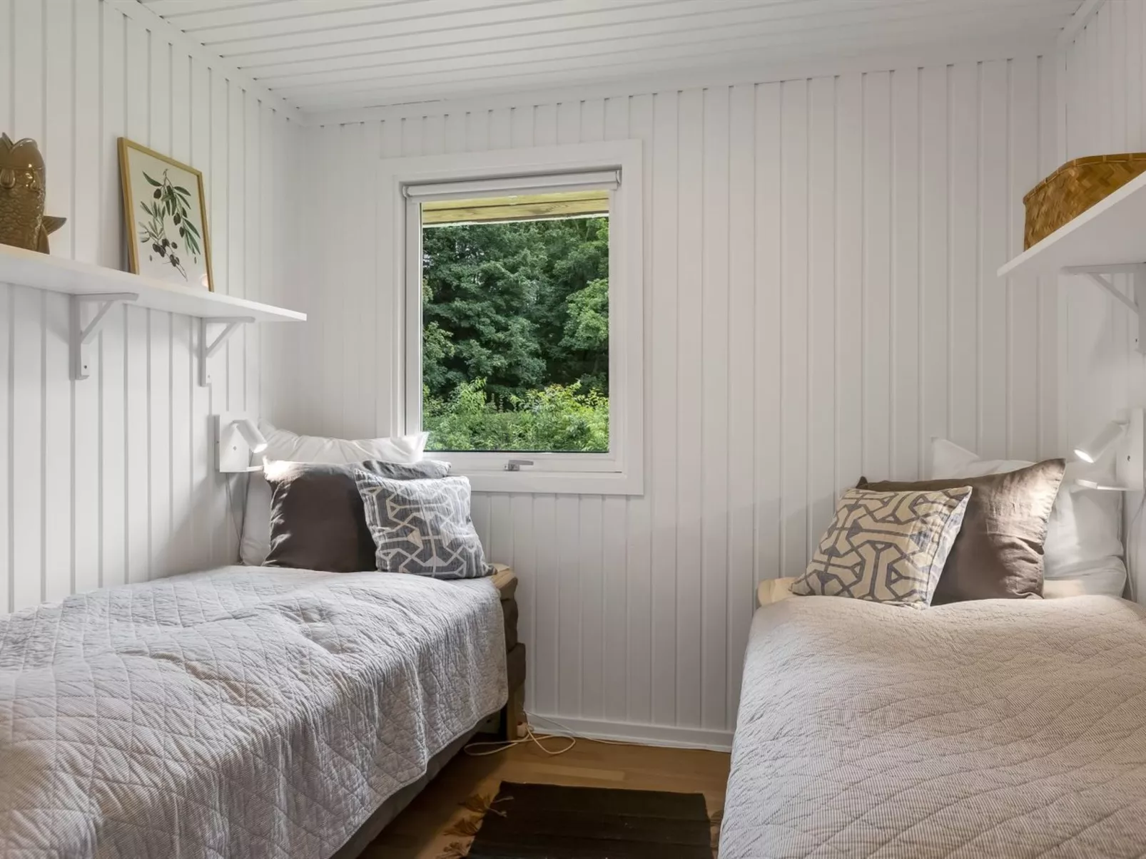 "Göran" - 30km from the sea-Binnen