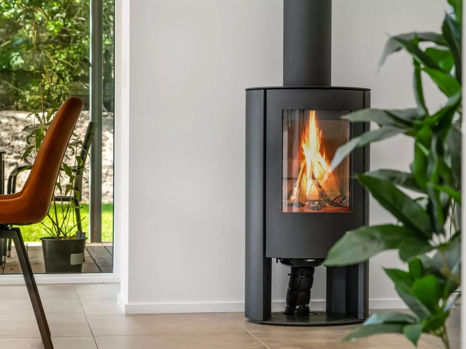 "Zoya" -  from the sea-Binnen