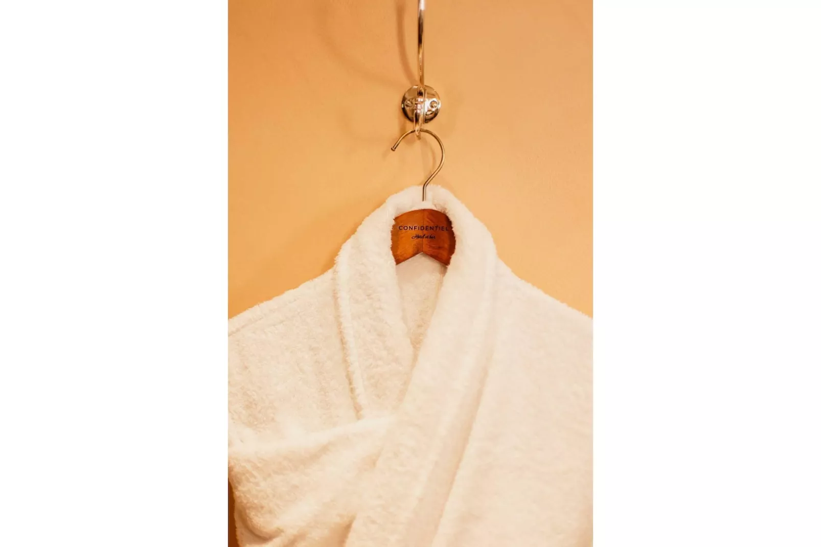 CONFIDENTIEL-4-Binnen