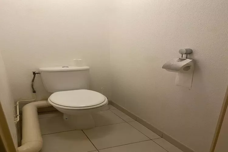 LOU 152 BACH-Badkamer