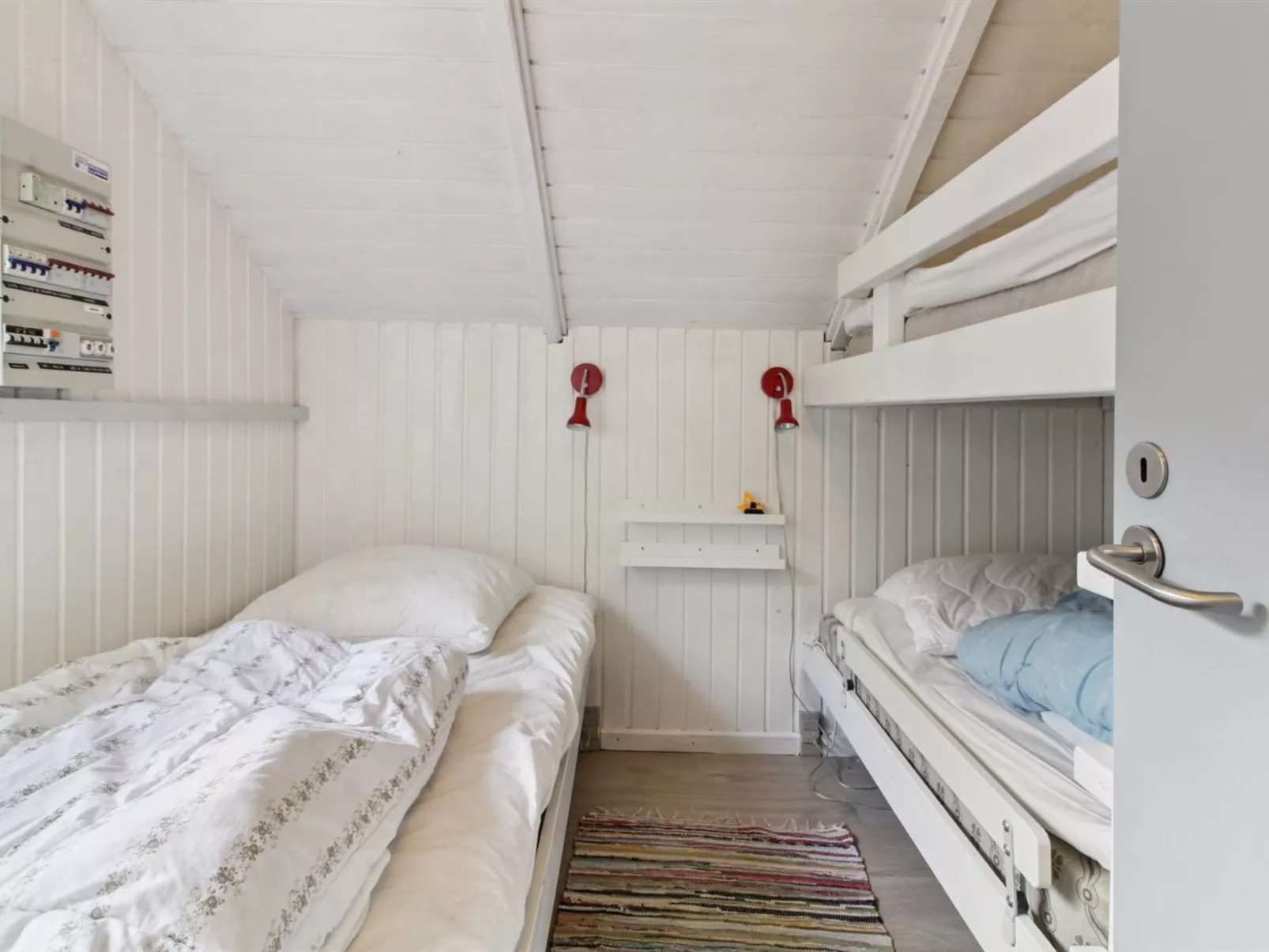 "Helke" - 30km from the sea-Binnen