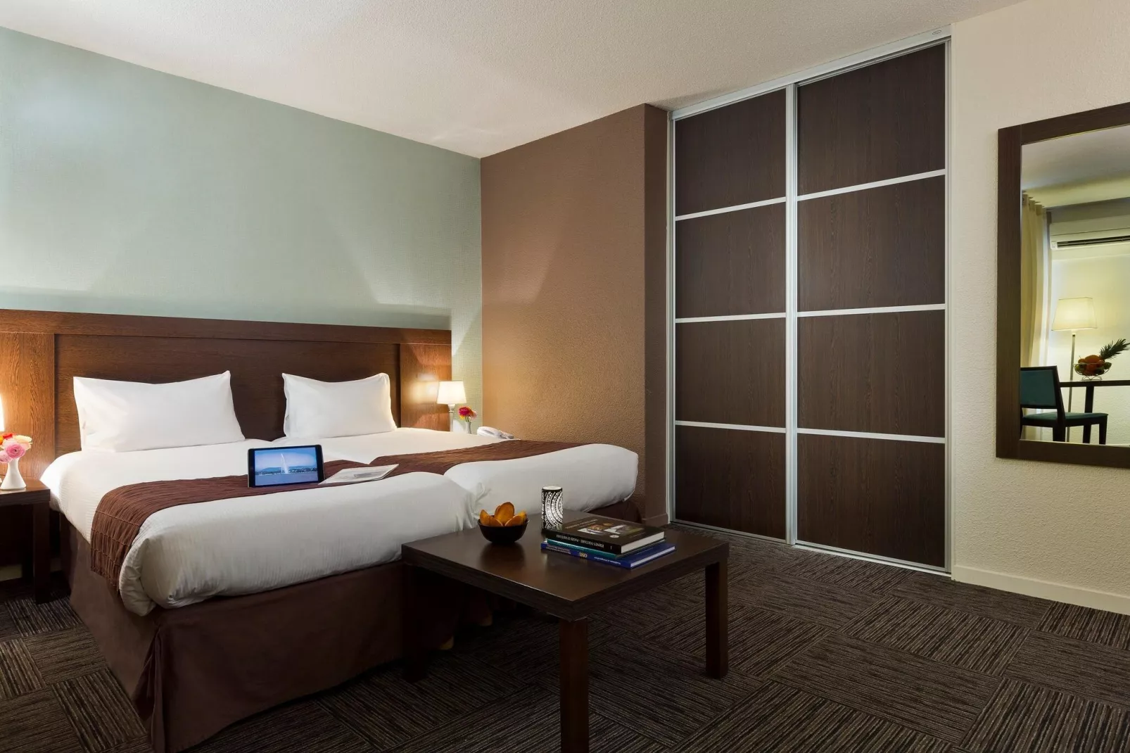 Superior Studio park/pool view - LA RESERVE-Slaapkamer