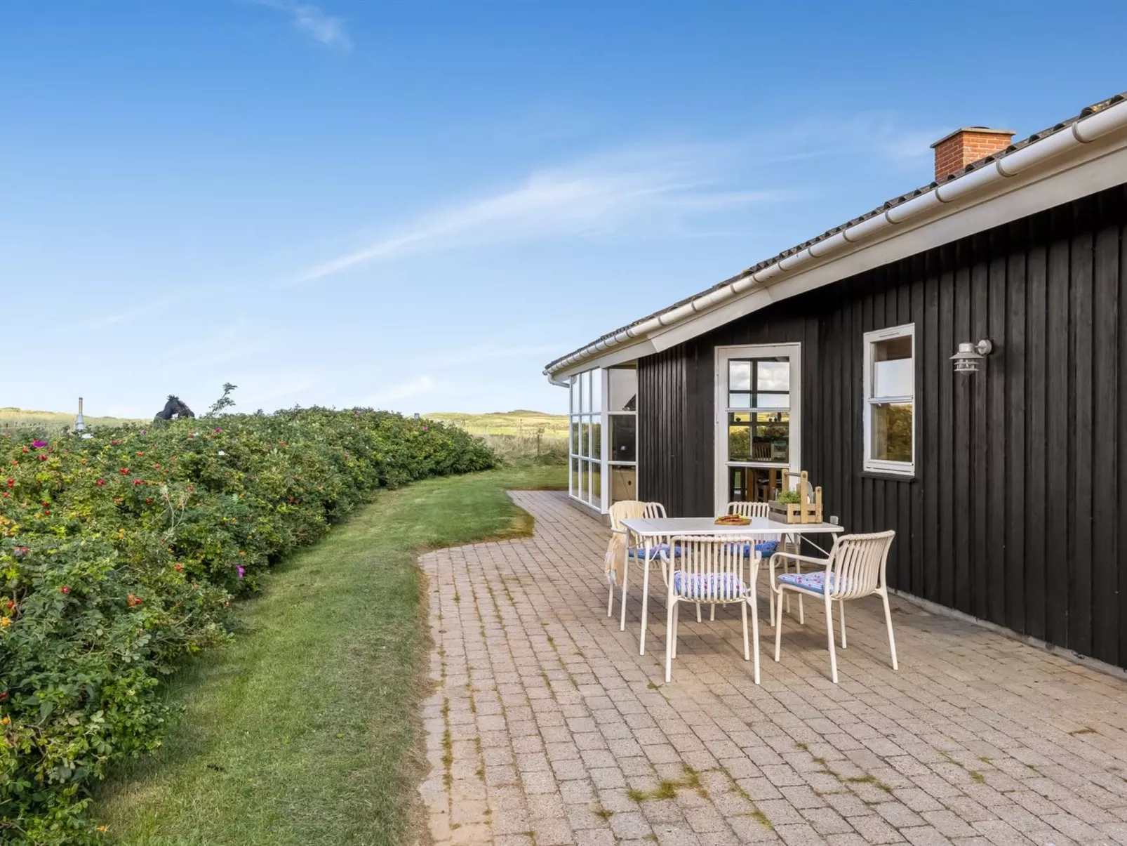 "Aiana" - 300m from the sea-Buiten