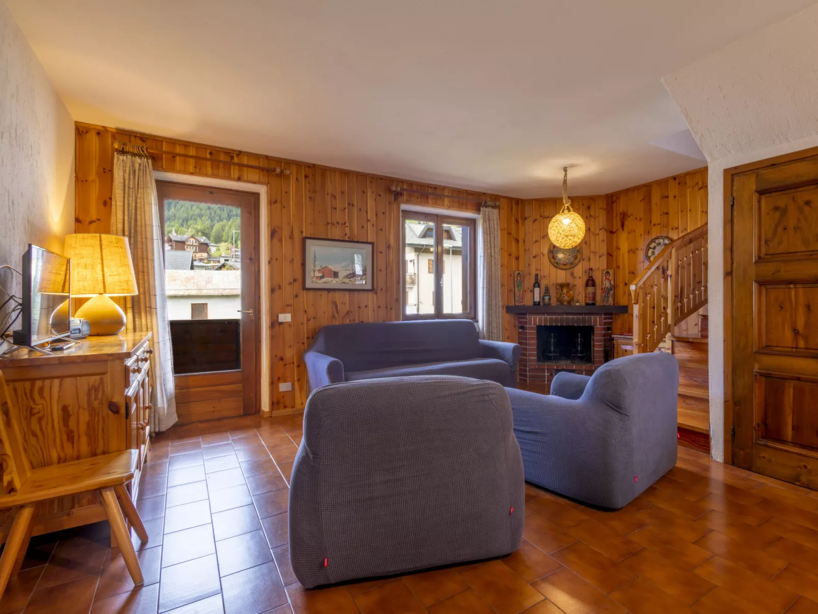 Oga Mountain Home-Binnen