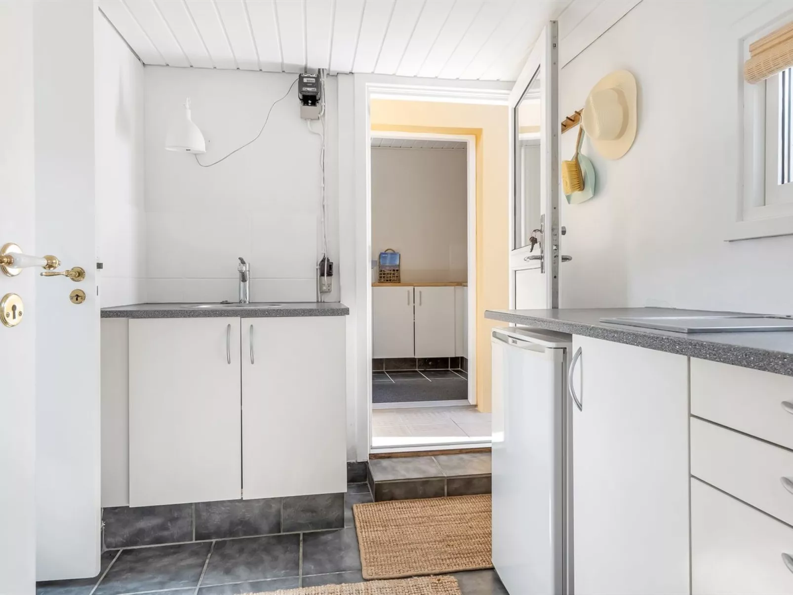 "Alpi" - 270m from the sea-Binnen