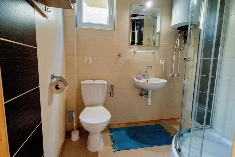 Domek piętrowy 6-osobowy Ustronie Morskie-Badkamer