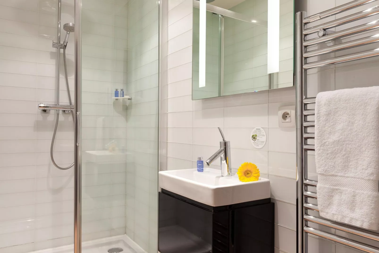 NEHÔ SUITES CANNES CROISETTE - Presidental suite with terrace-Badkamer