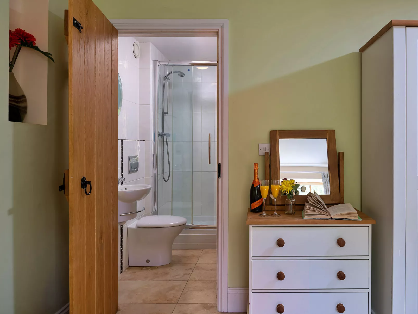 Red Kites Retreat-Binnen