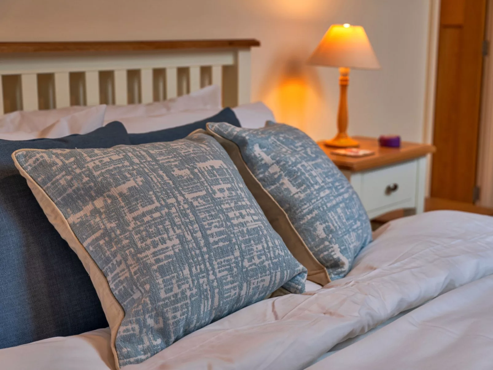 Lower School Cottages-Binnen