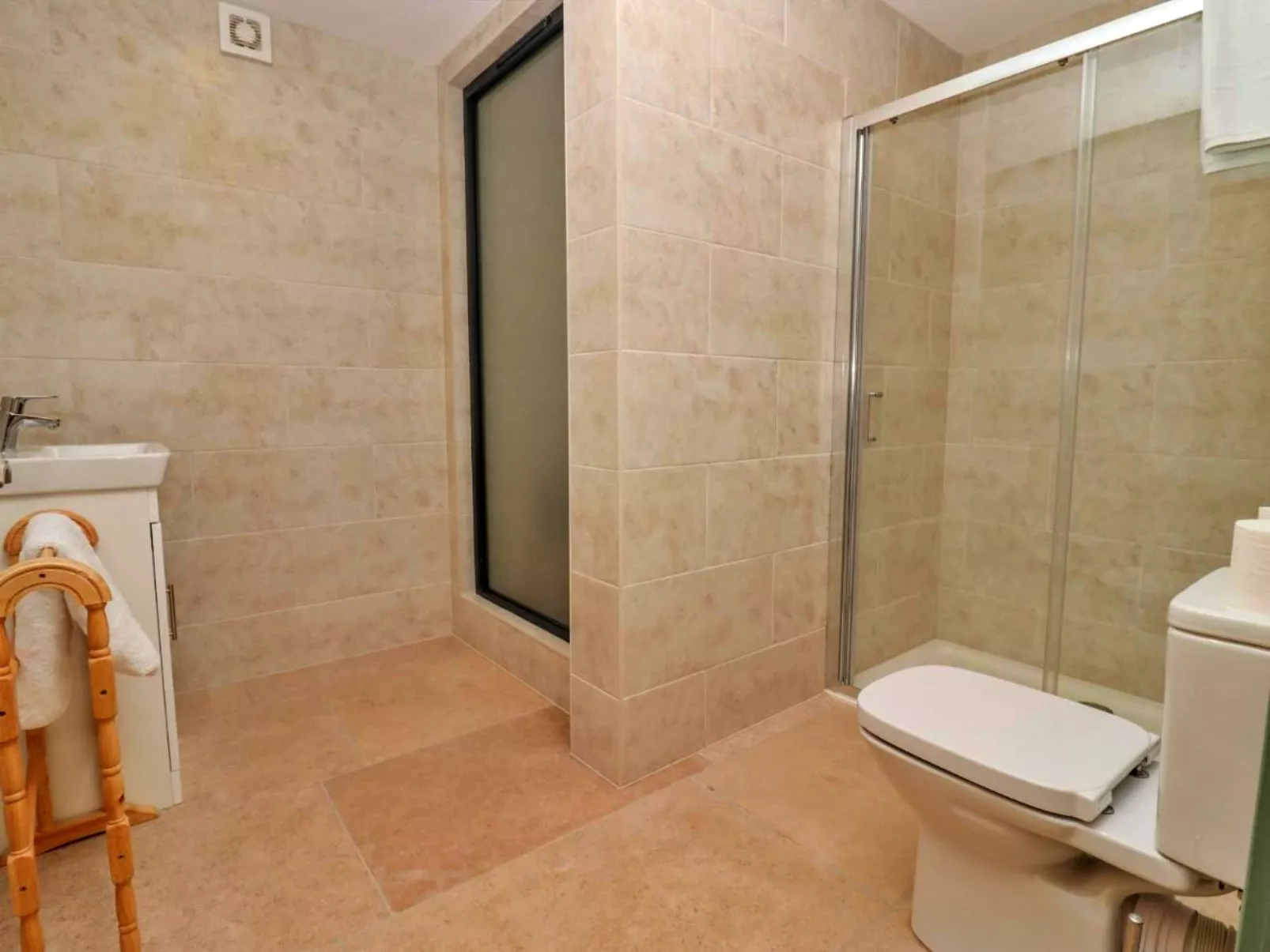 Little Rissington - Barn Two-Binnen