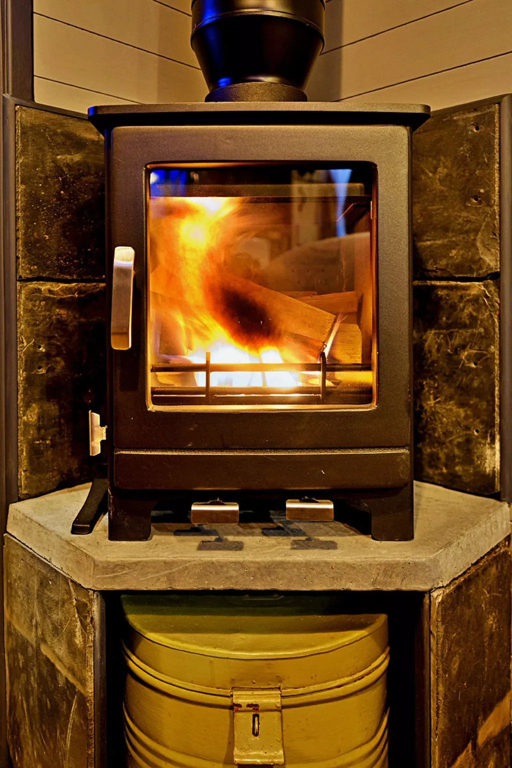 'Elen' Gypsy Hut-Binnen