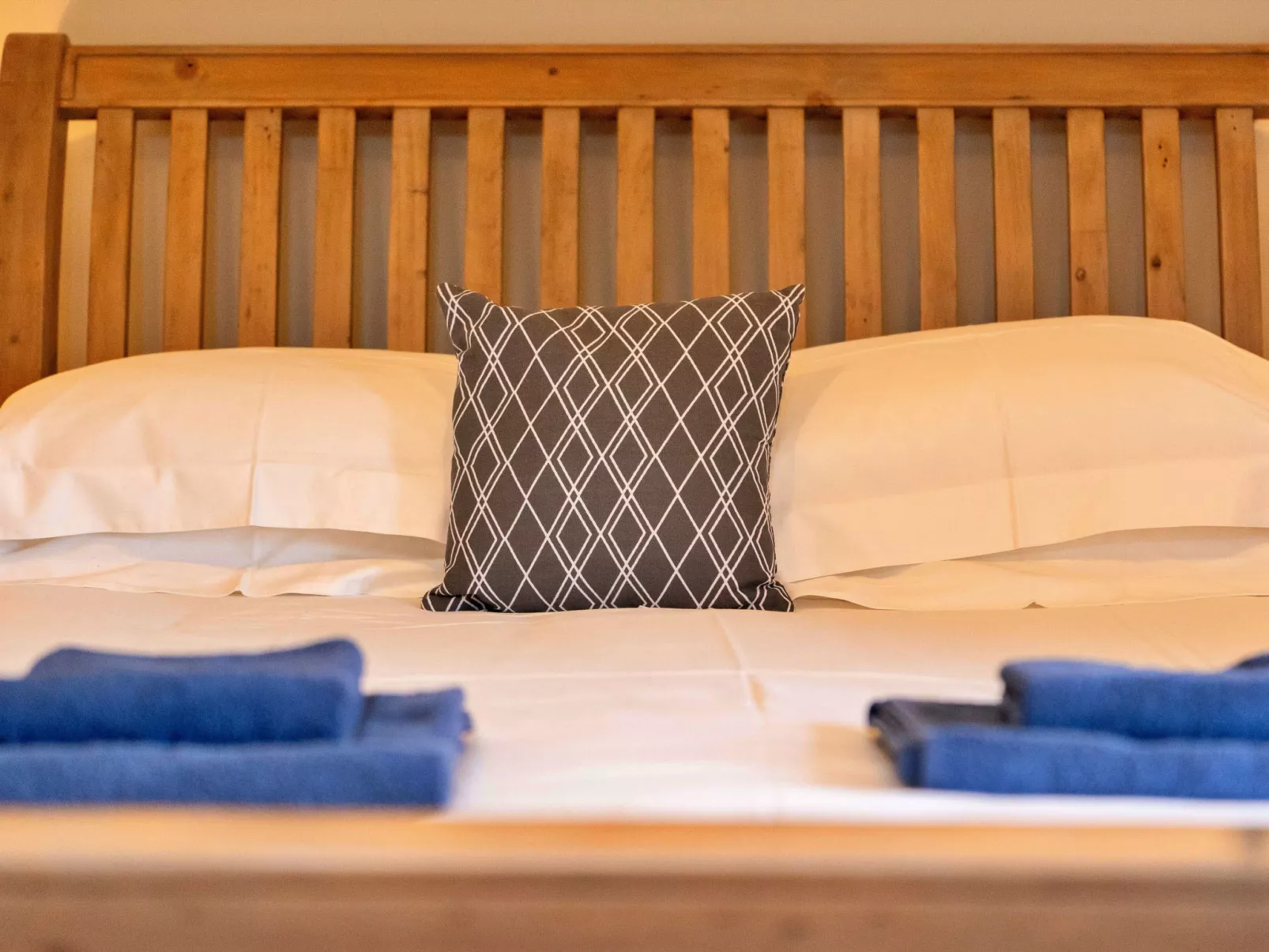 Acorn Cottage-Binnen