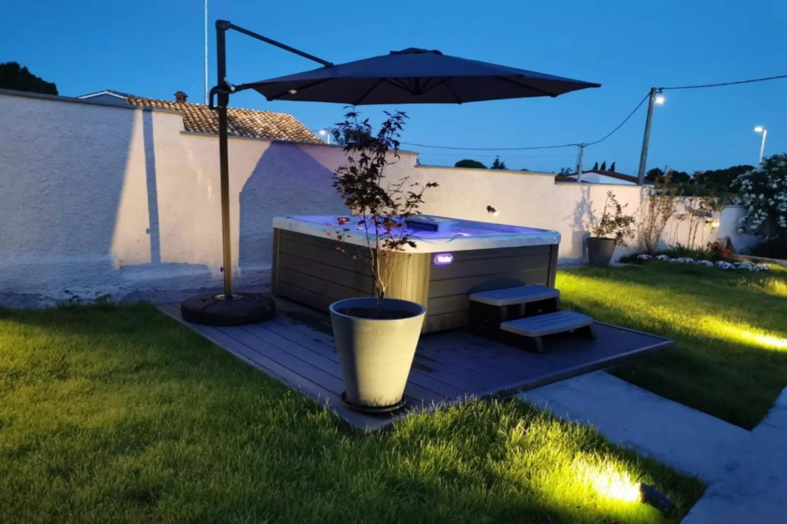 Two bedroom apartment ( Second floor) -(A2)-Buitenlucht