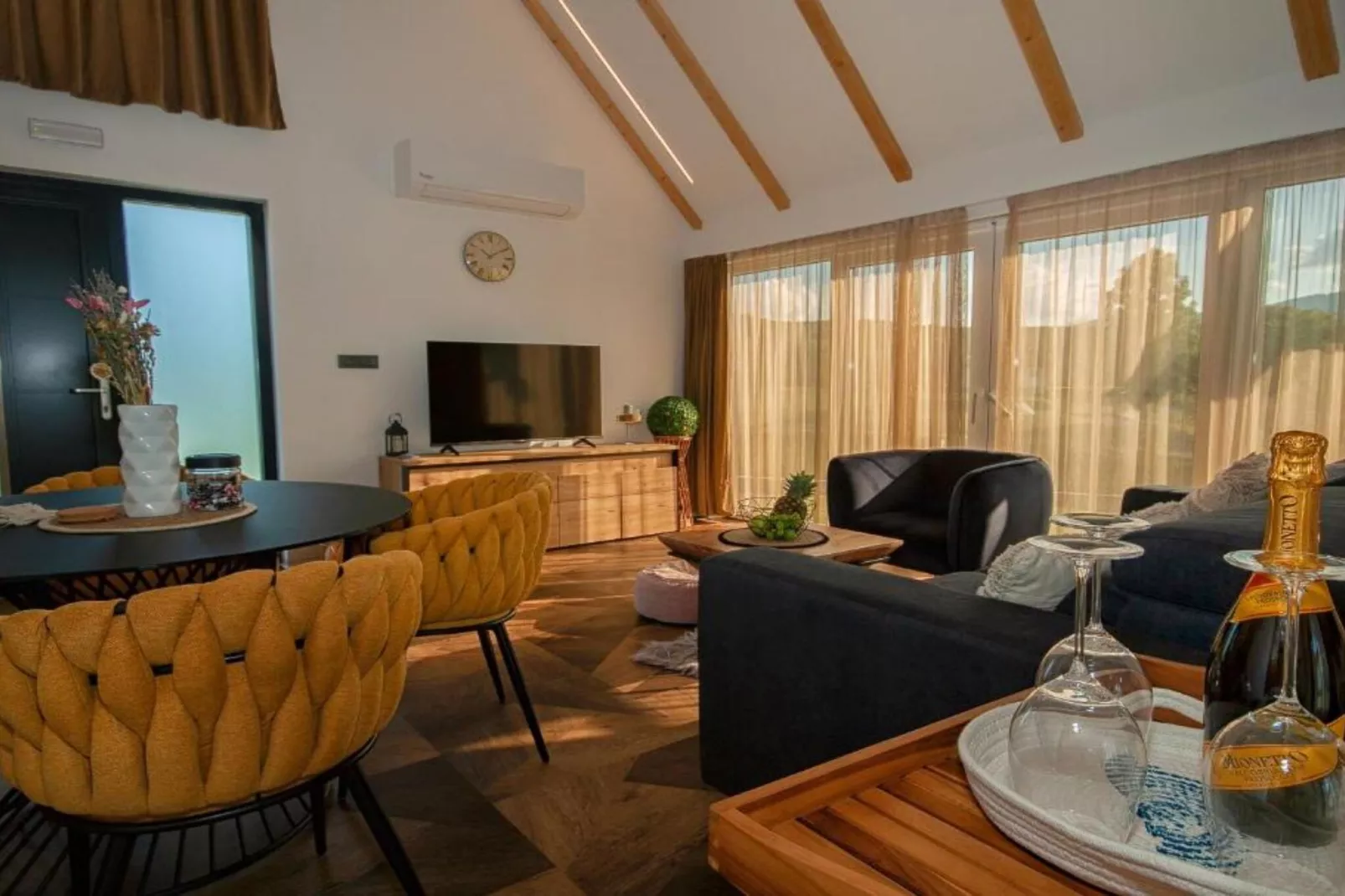 Mountain View Resort (Rita)-Binnen