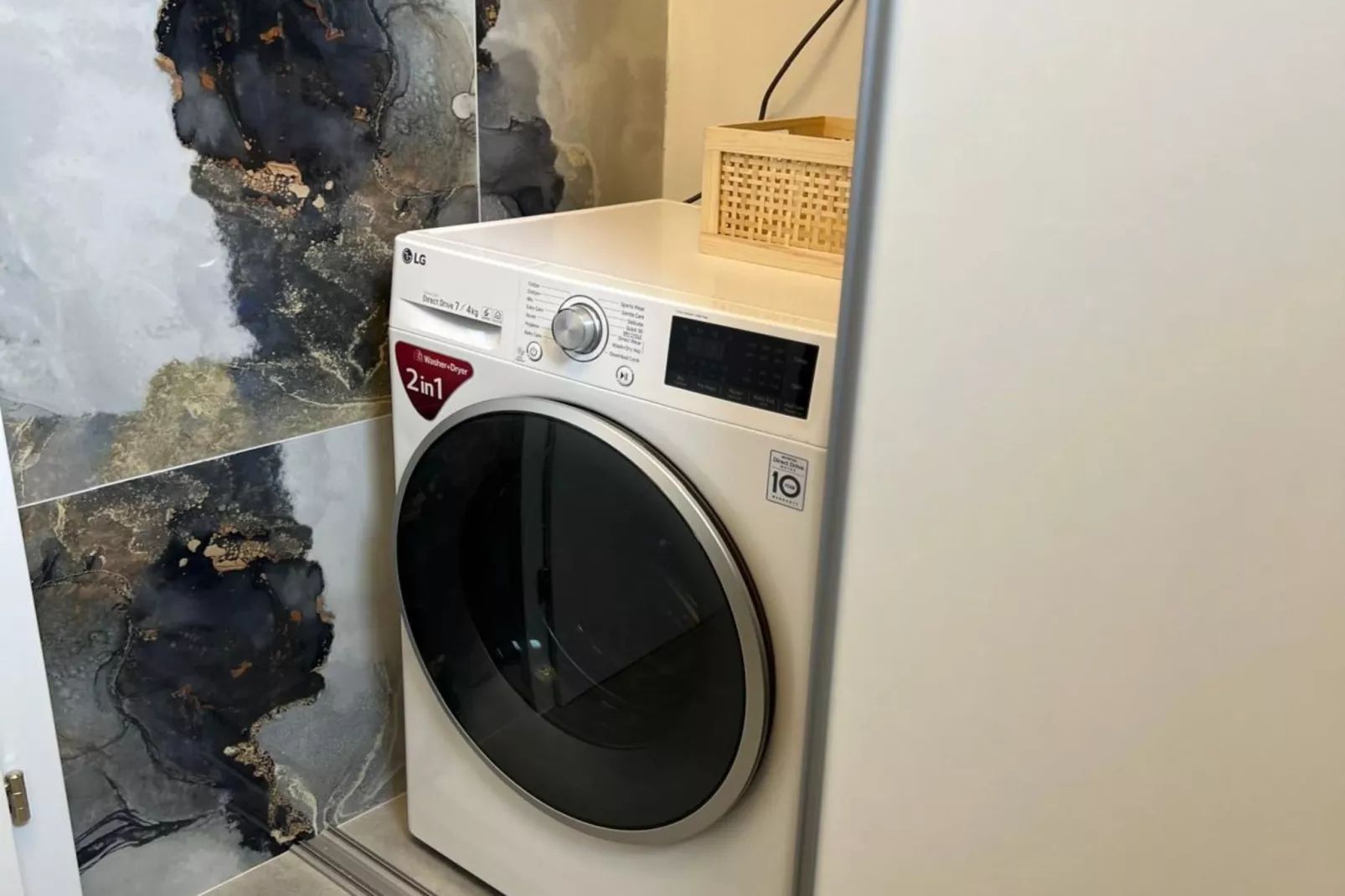 Urban Luxury Apartment Zagreb  One  Bedroom Apartment-Badkamer