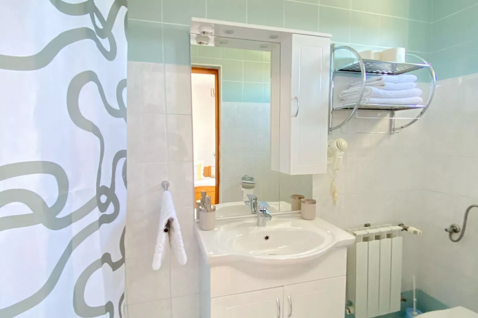 Standard Twin 1-Badkamer