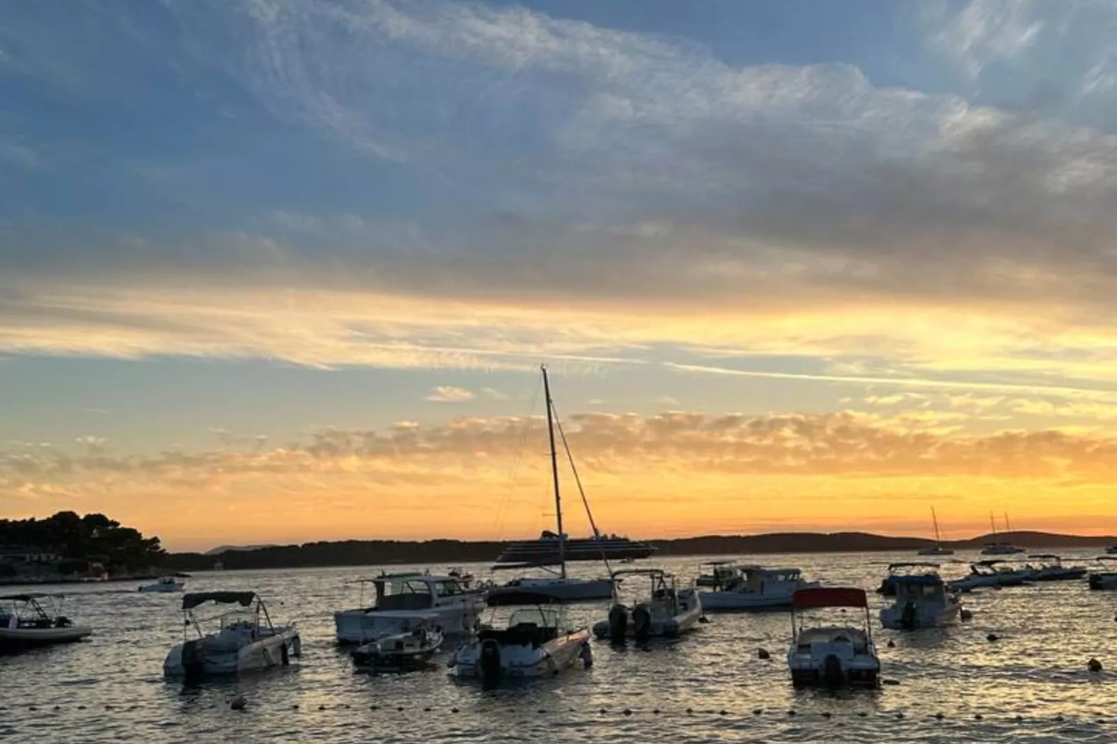 Three-Story Stone House Hvar Stari Grad With Terrace-Buitenlucht