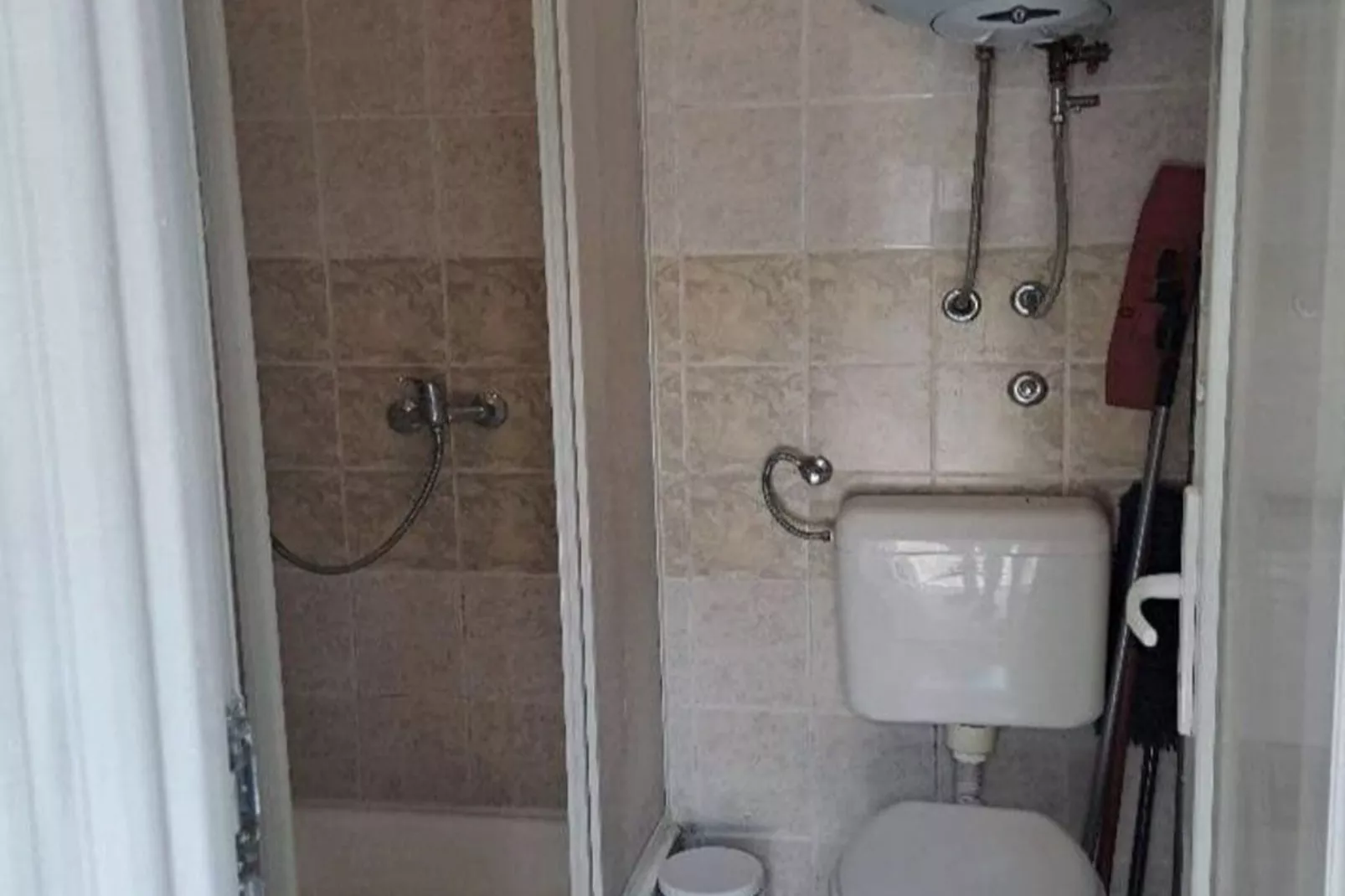 Apartments Boris Donji Karin - One Bedroom Apartment (Deluxe Apartment)-Badkamer