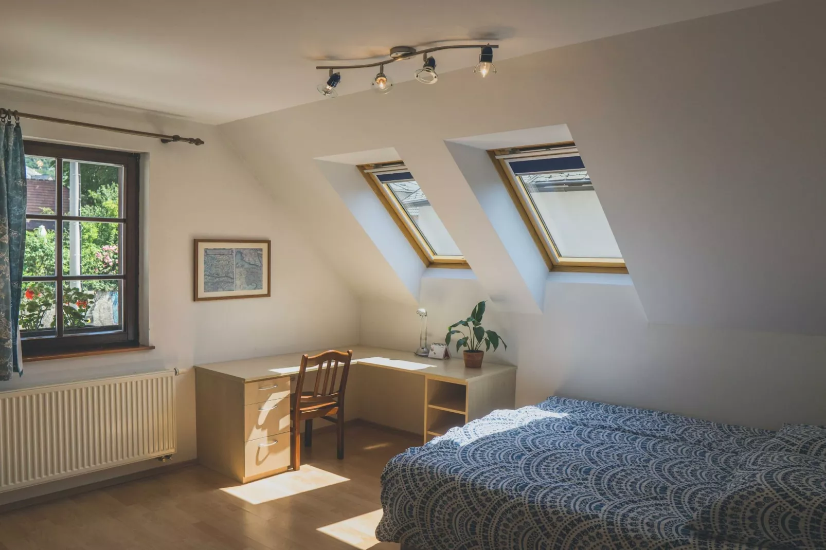 Comfortable Apartment with Mountain View - One Bedroom Apartment-Slaapkamer