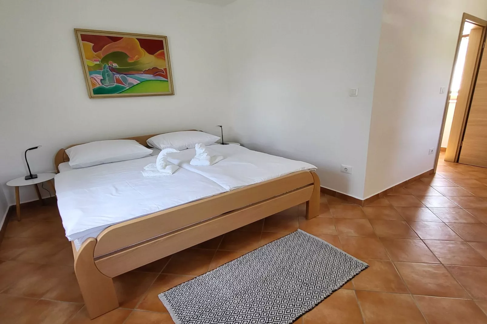 Peaceful Countryside Holiday Home with Terrace - One Bedroom Holiday Home with Terrace-Slaapkamer