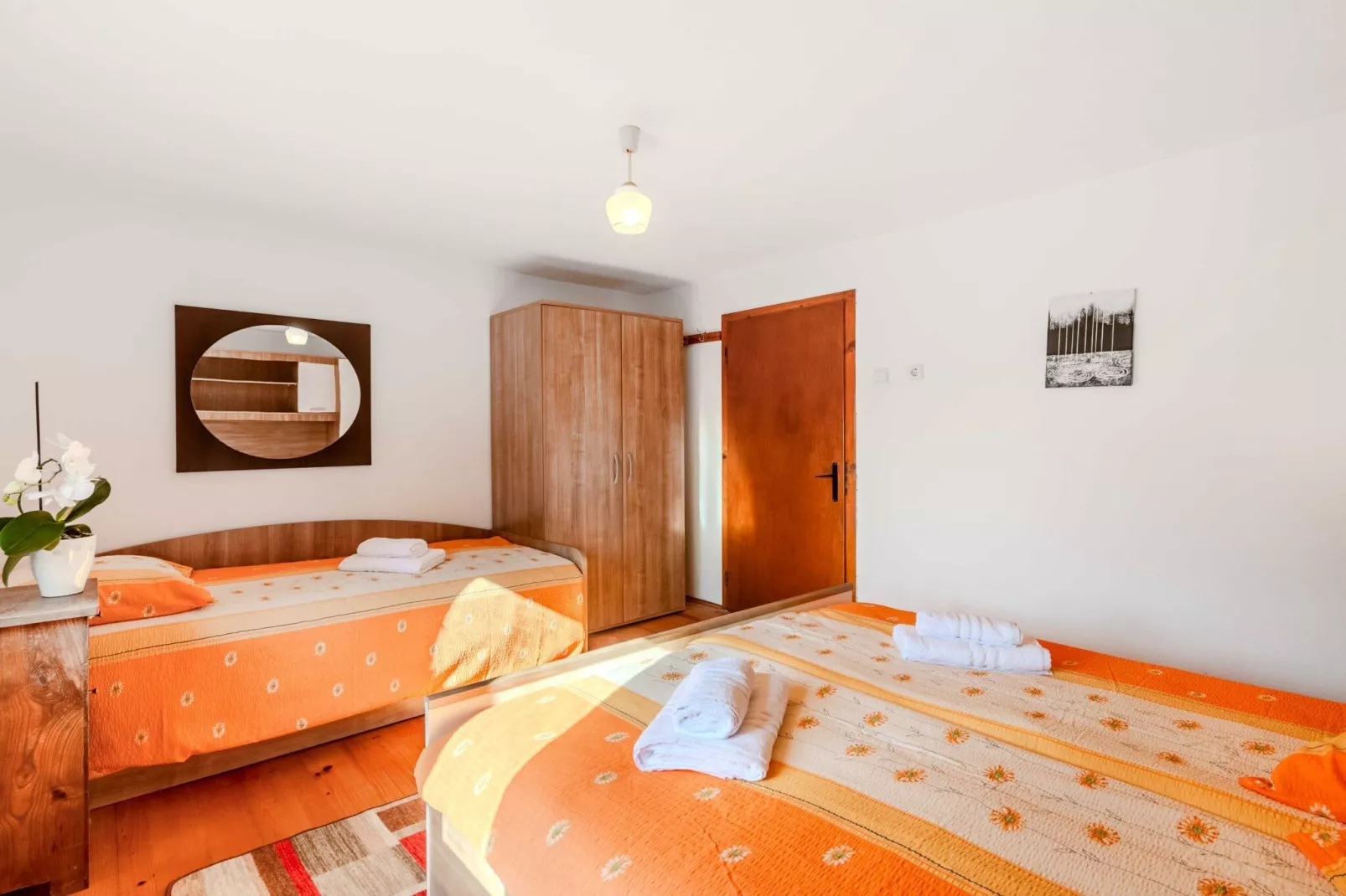 Nature Hideaway Holiday Homes with Sauna - Two Bedroom Holiday Home (owner Liza)-Slaapkamer