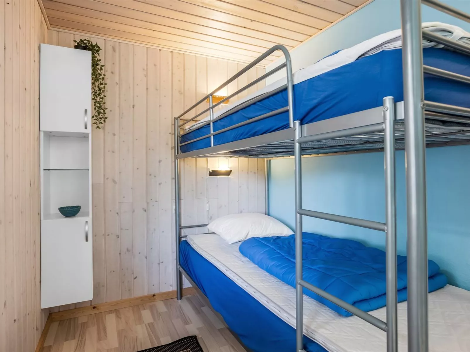 "Ali" - 500m from the sea-Binnen