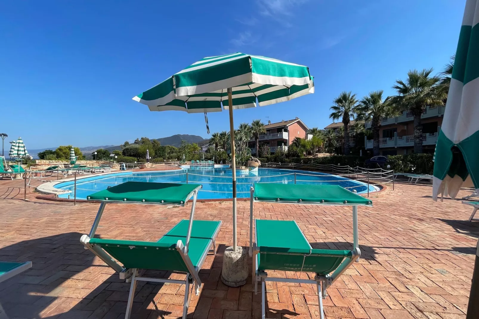 Rais Gerbi Appartamento-Zwembad