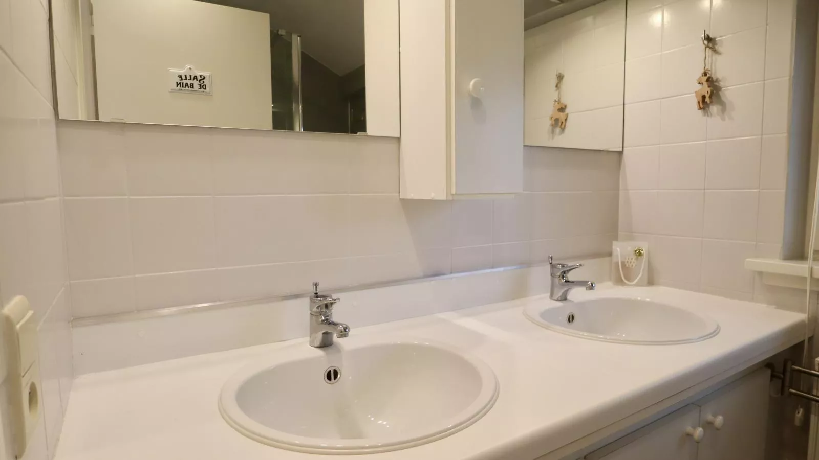 Coeur de Biche-Badkamer