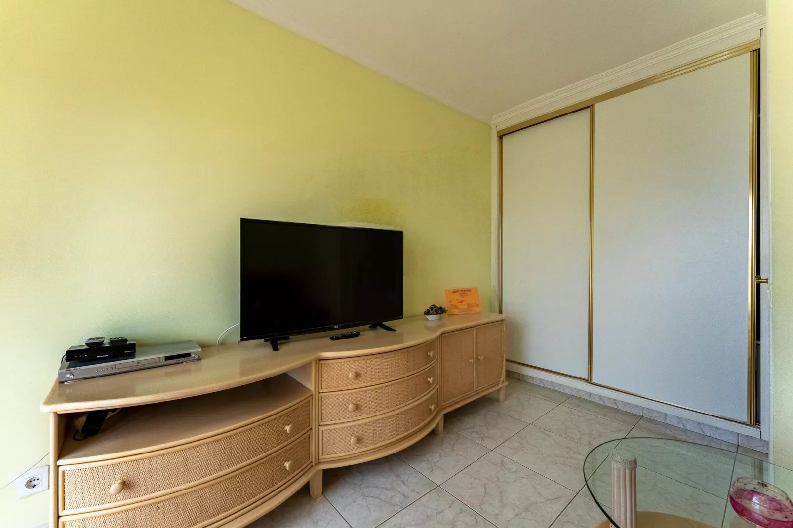Delfin 14A 2d - Woonkamer