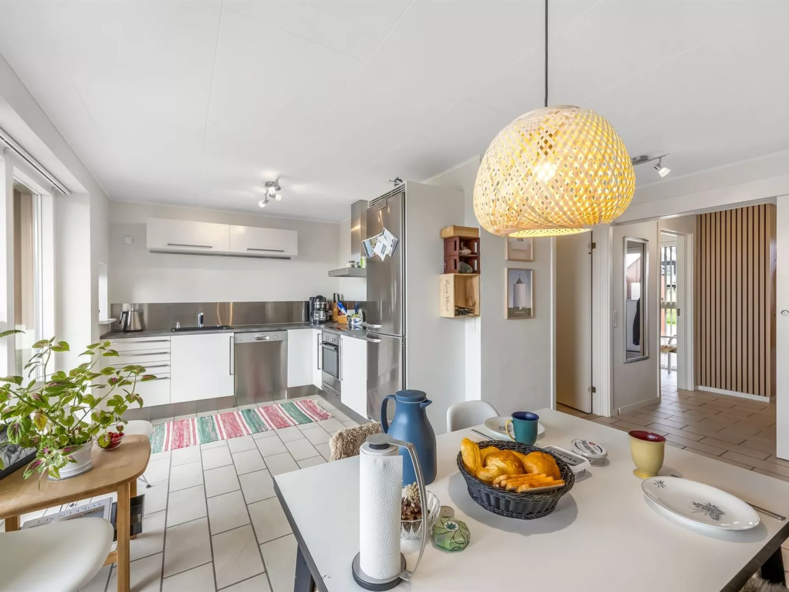 "Janik" - 700m from the sea-Binnen