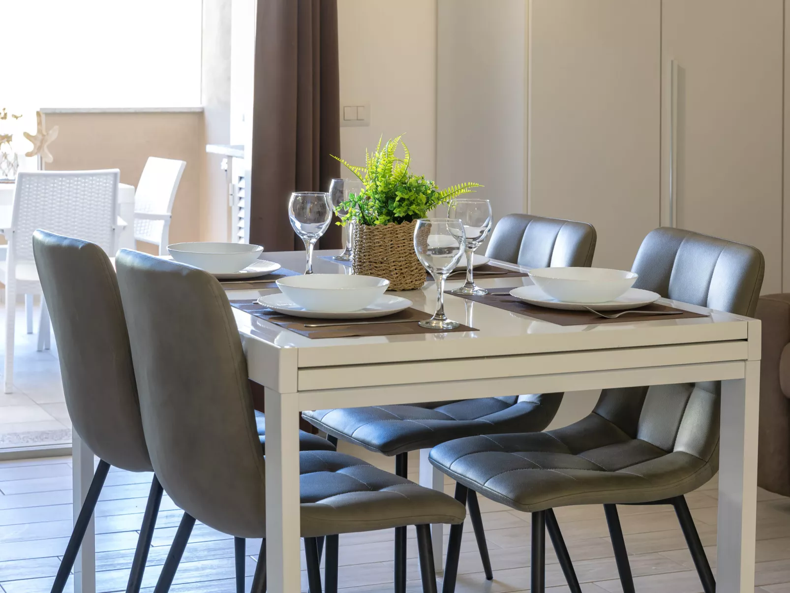 Granello di sole-Binnen