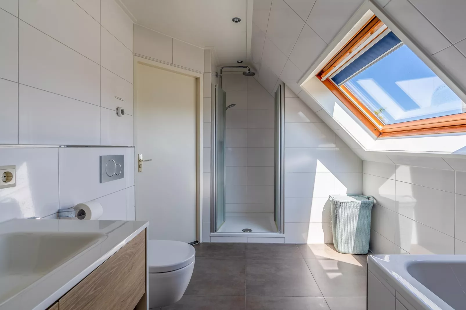 Kamperfoelie 63-Zwembad