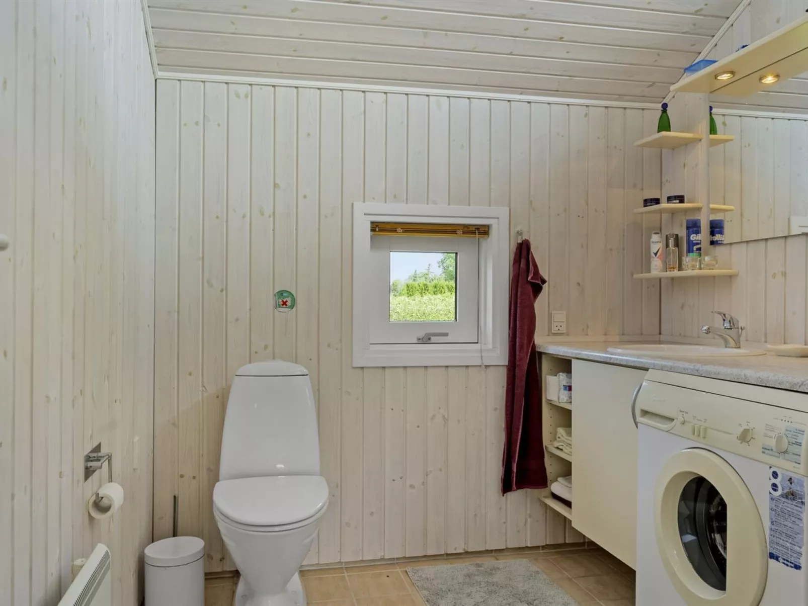 "Erok" -  from the sea-Binnen