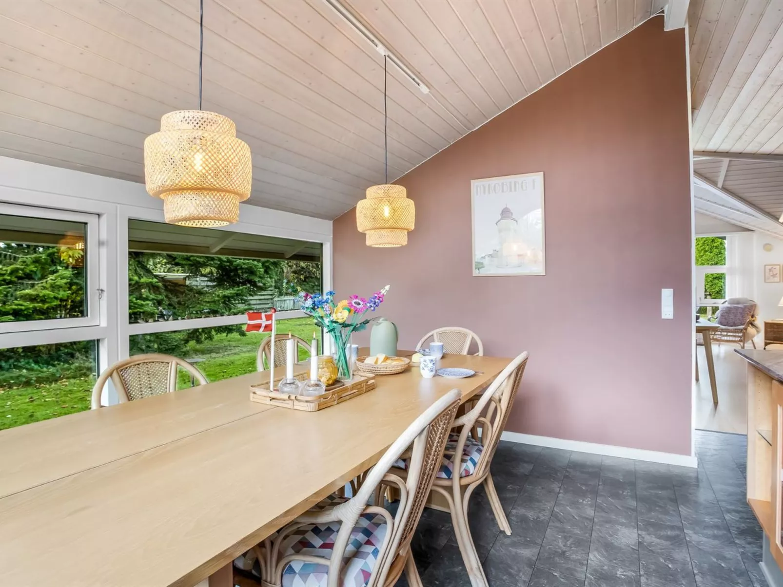 "Lirim" - 400m from the sea-Binnen