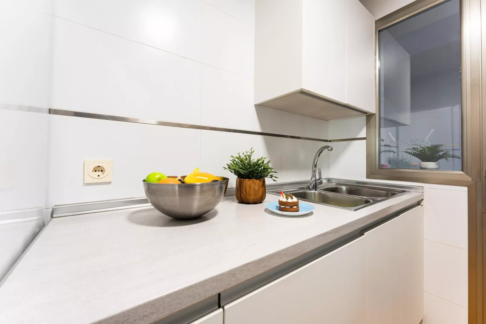 CT 378 - Faro's Malaga Citycenter - Cityapartment for 4 with parking-Keuken