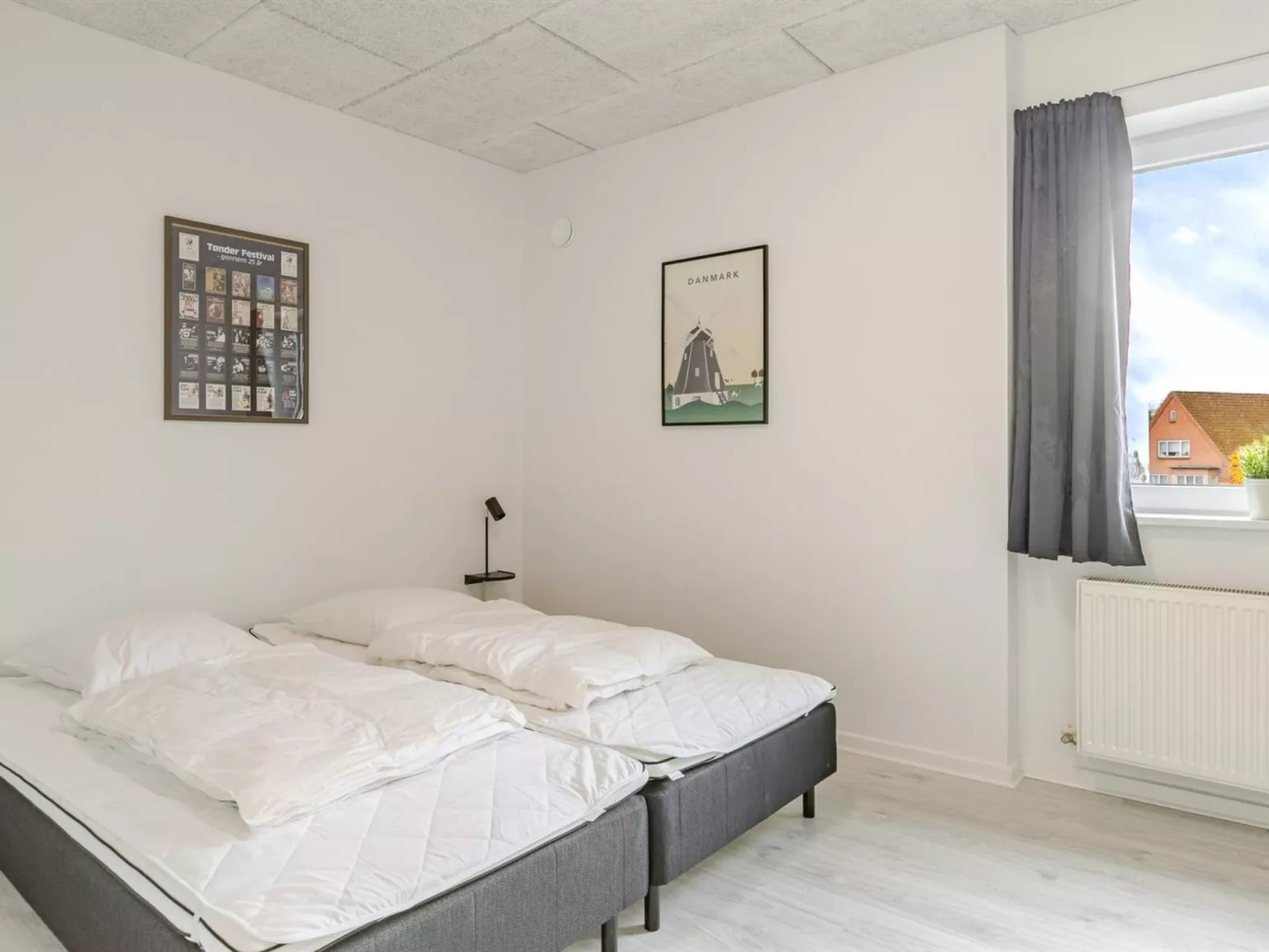 "Fader" - 31km from the sea-Binnen