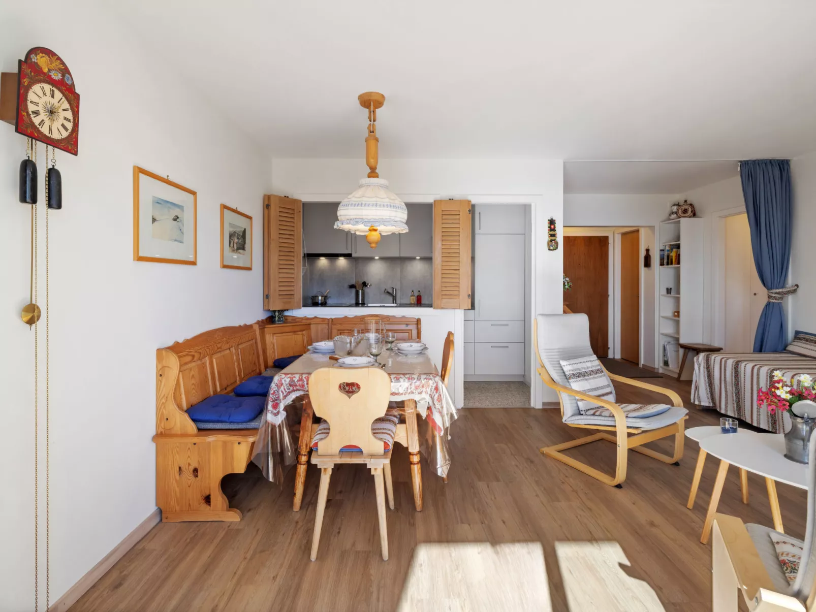 Armorial Ouest 51-Binnen