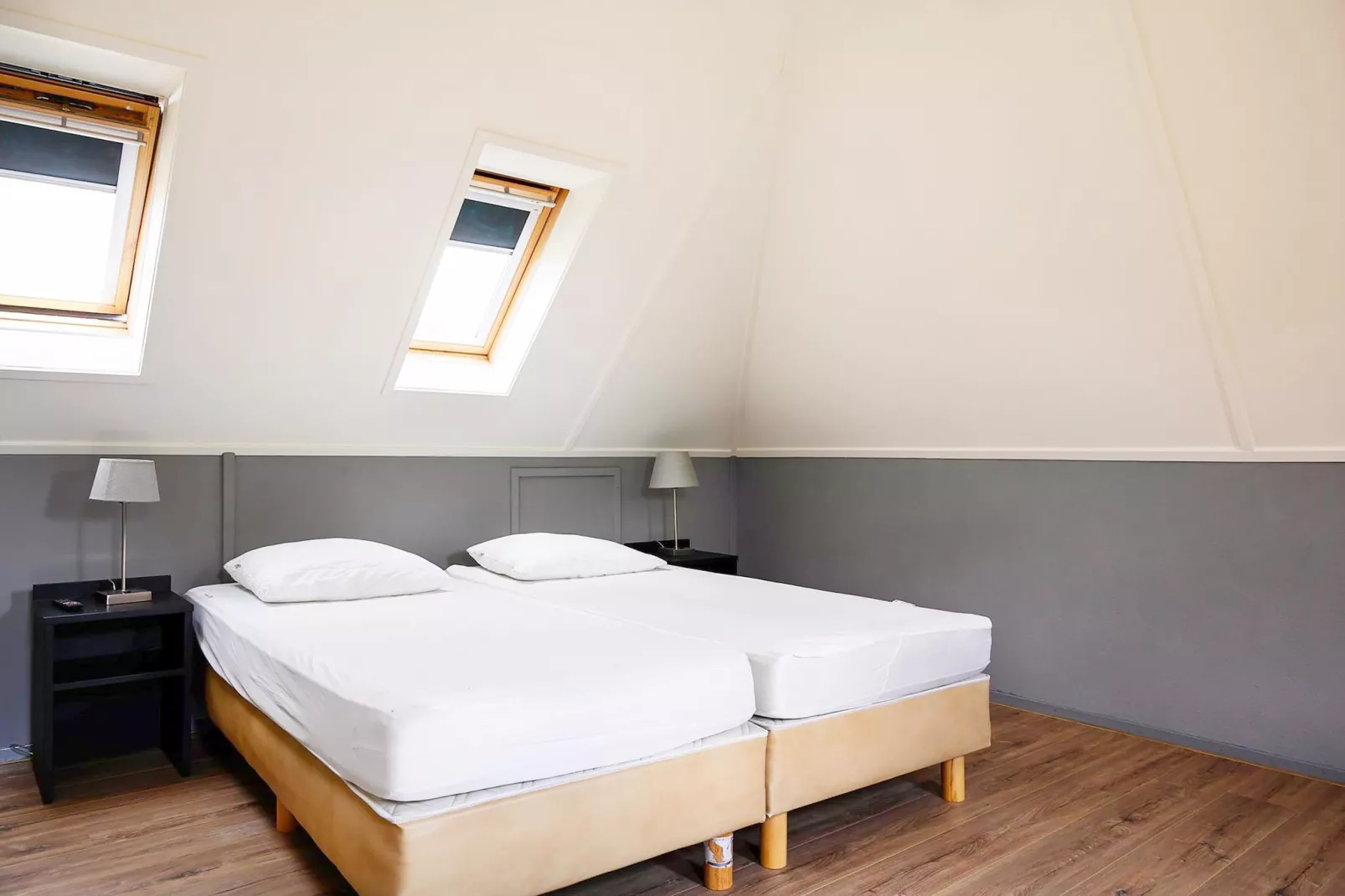 6 pers. Vosseberghuis Prestige met buitenspa-Slaapkamer