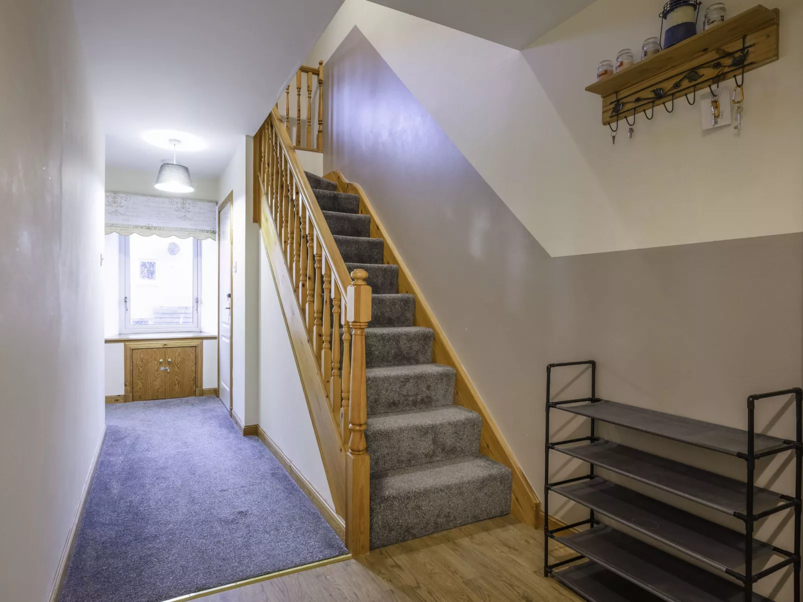 Pitgaveny Apartment-Binnen