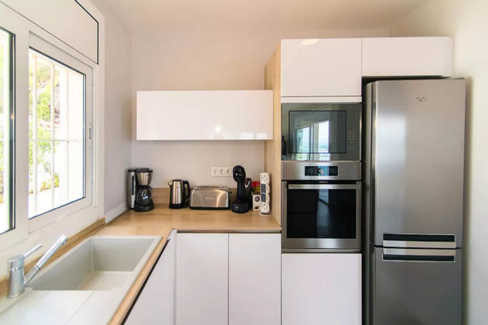 Maison à Roses-Niet-getagd