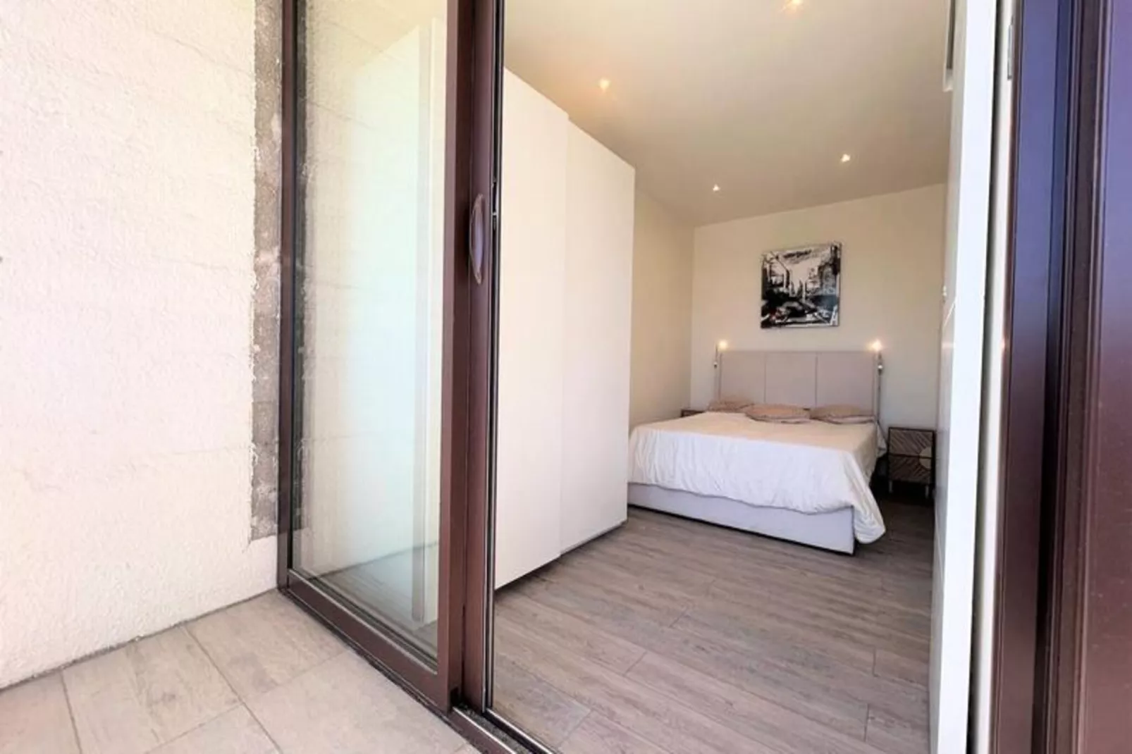 Résidence Griselis-Niet-getagd