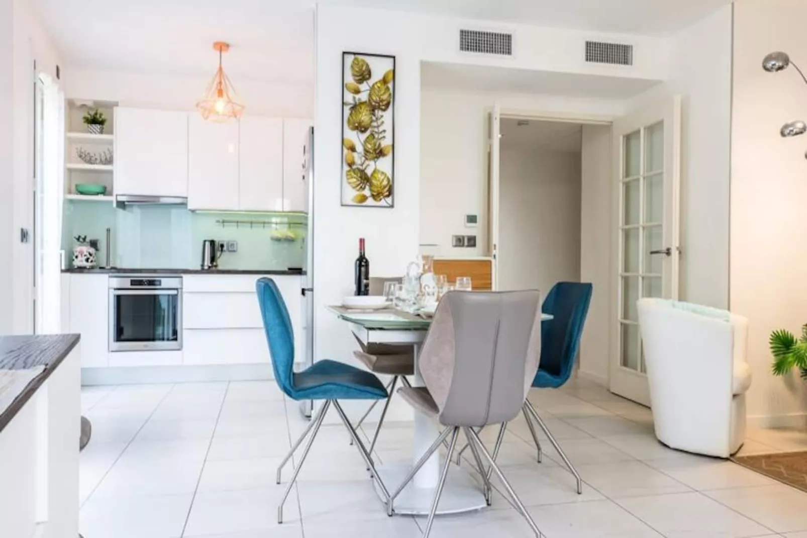 Résidence Rez-de-jardin Palm Beach, Piscine, Plages à Pied-Niet-getagd