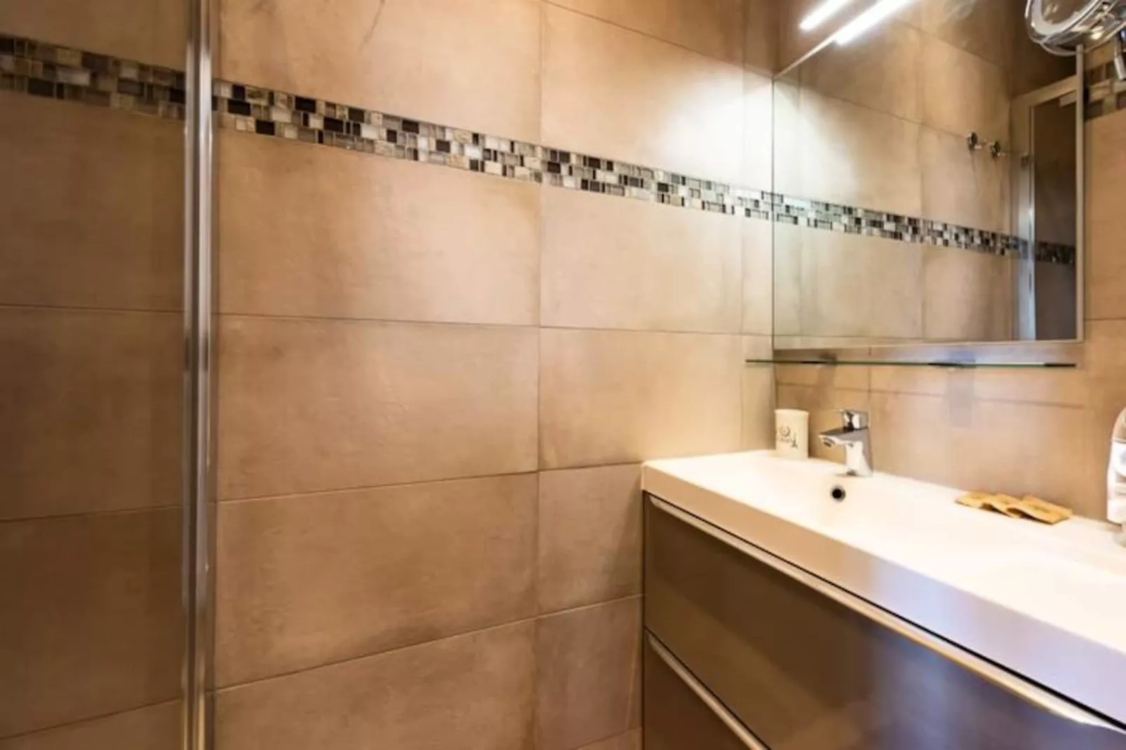 Résidence Hyper Centre, Croisette, Plages Et Palais à Pied-Niet-getagd