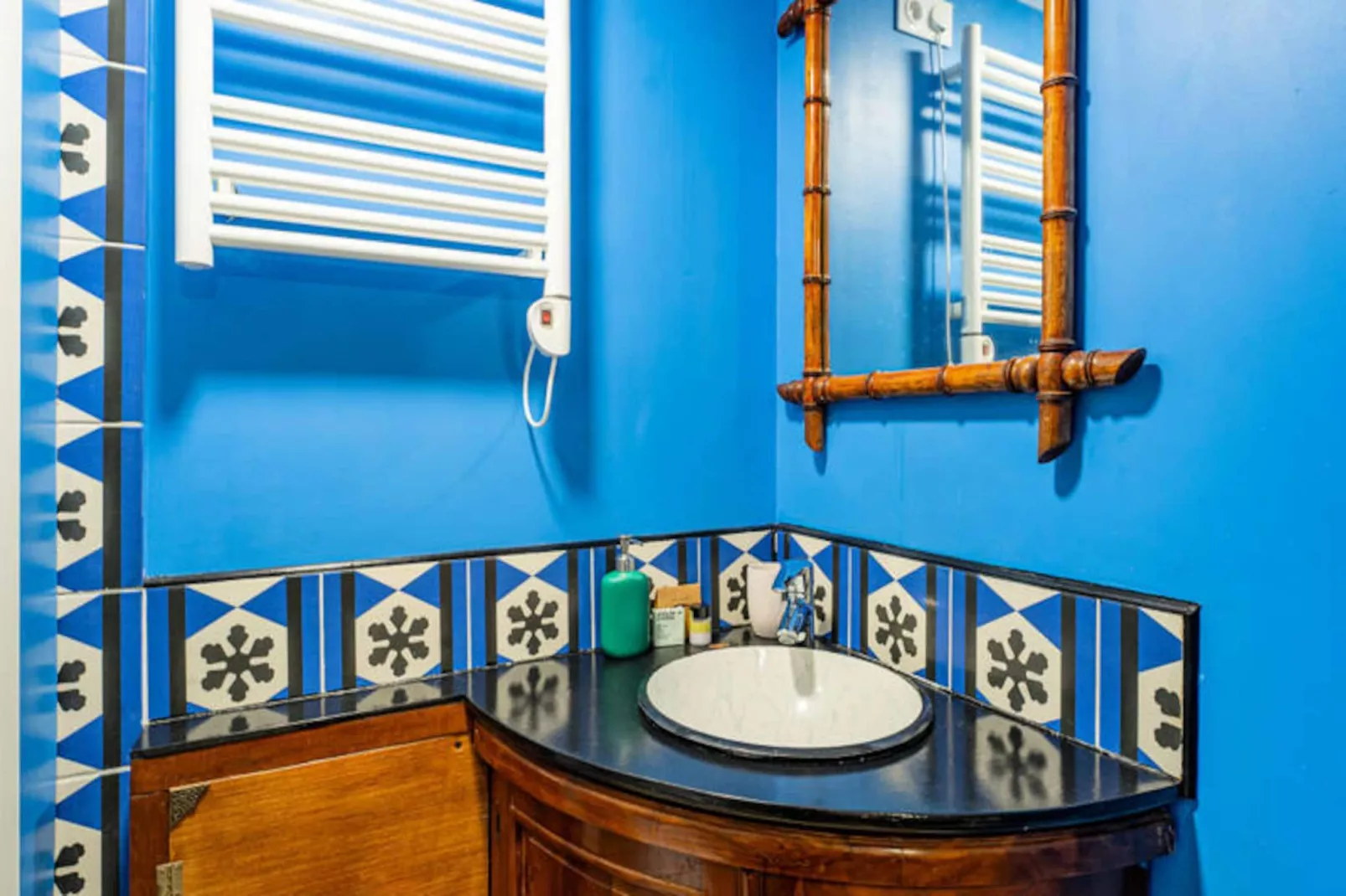 Adorable Suite Sur La Péniche Petite Annick-Niet-getagd