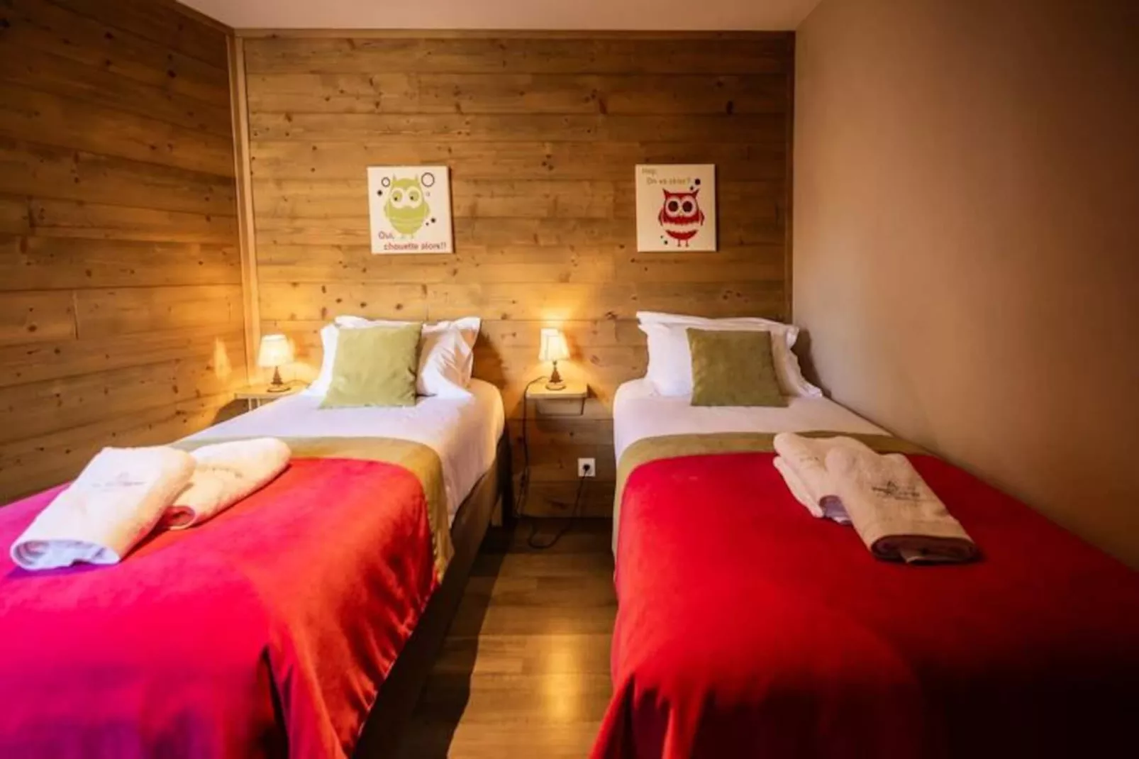 Les Chalets D'adrien-Niet-getagd