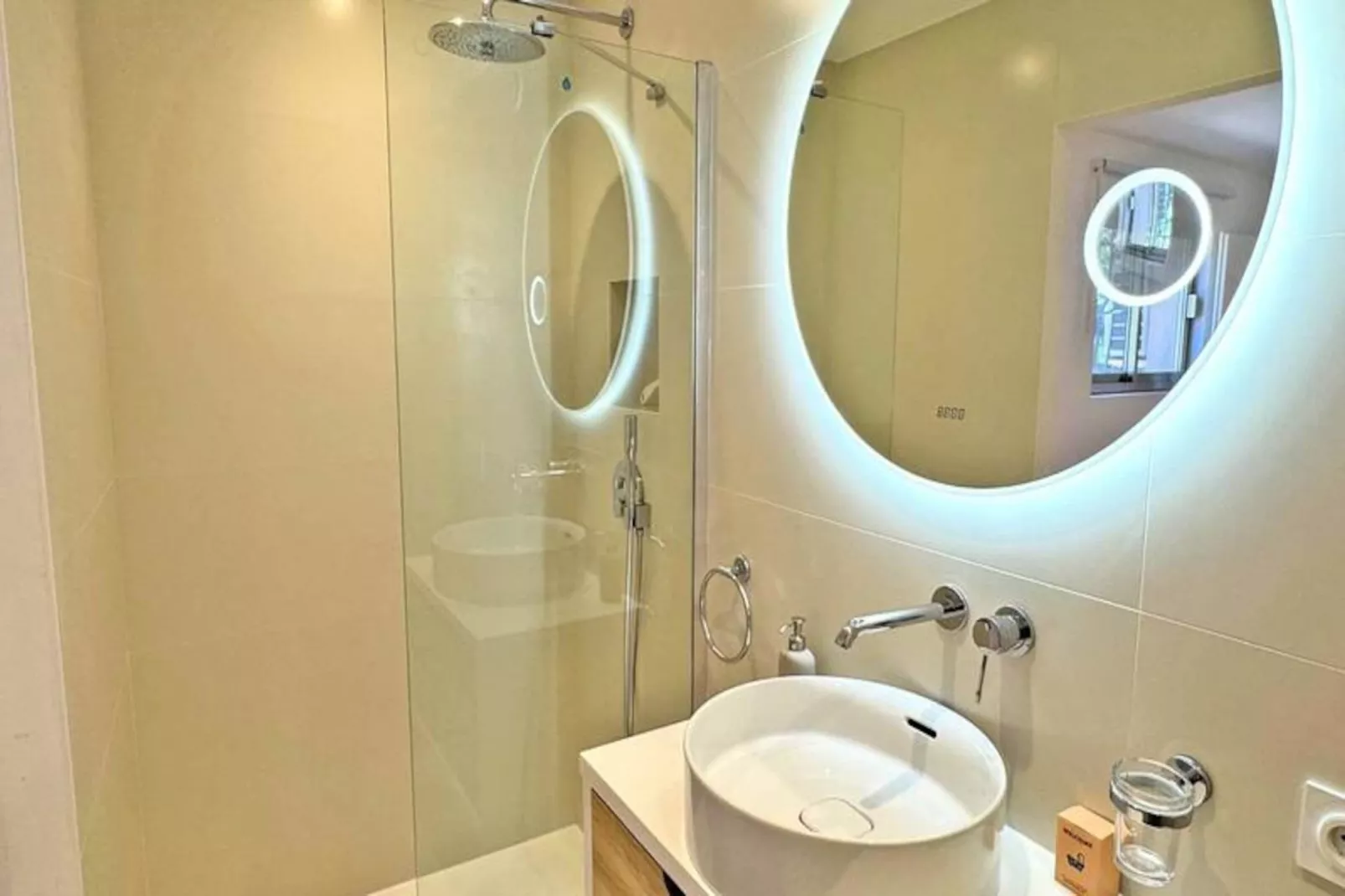 Résidence Le Grand Pin-Niet-getagd